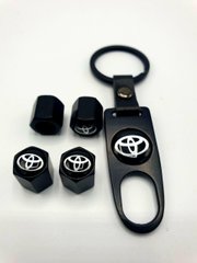 Колпачки на ниппель металлические с логотипом автомобиля TOYOTA + брелок в подарок! Цвет черный
