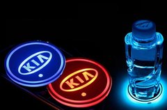 Підсвітка підсклянників в авто RGB з логотипом автомобіля KIA комплект 2 штуки