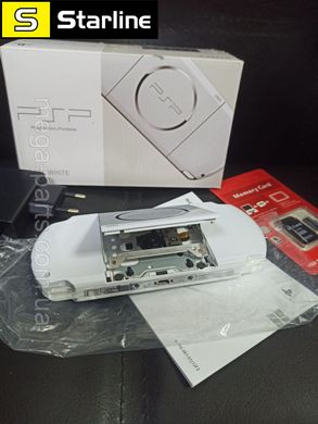 Sony PlayStation PSP- 3006 PEARL WHITE 32 Гб прошитая, много игр, новое состояние, полный заводской комплект