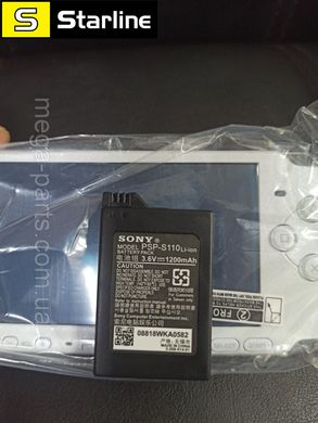 Sony PlayStation PSP- 3006 PEARL WHITE 32 Гб прошитая, много игр, новое состояние, полный заводской комплект